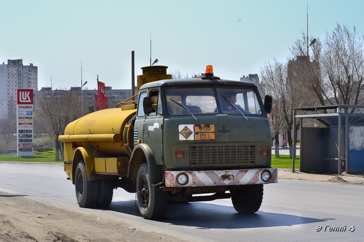 Волгоградская область, № Т 325 ОТ 34 — МАЗ-5334