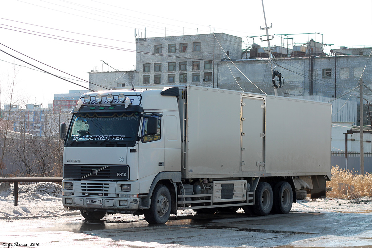 Забайкальский край, № М 258 МС 75 — Volvo ('1993) FH-Series