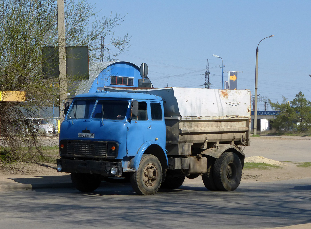 Волгоградская область, № В 682 НУ 34 — МАЗ-5549