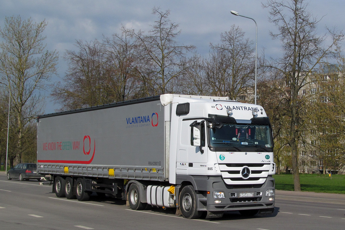 Калининградская область, № Р 545 ВН 39 — Mercedes-Benz Actros ('2009) 1844