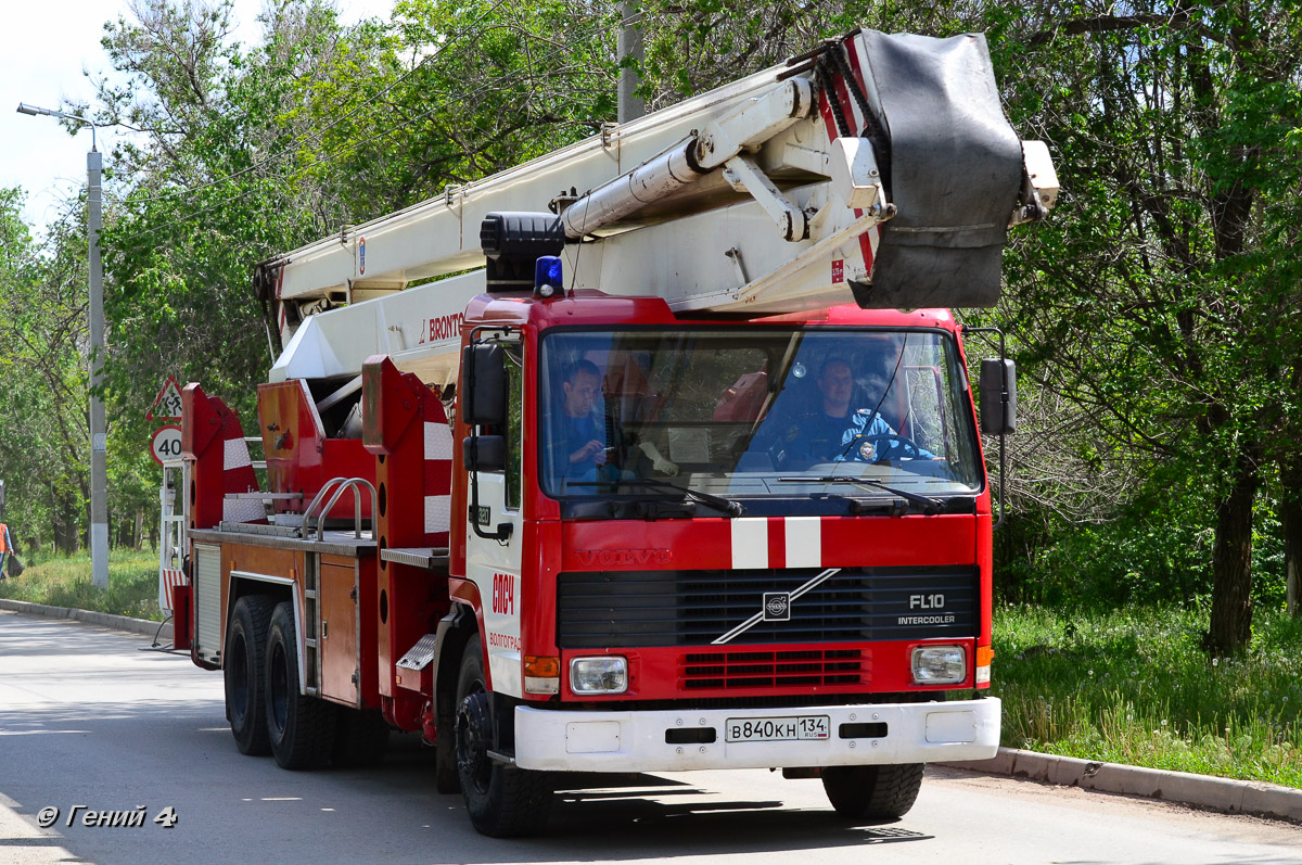 Волгоградская область, № В 840 КН 134 — Volvo FL10