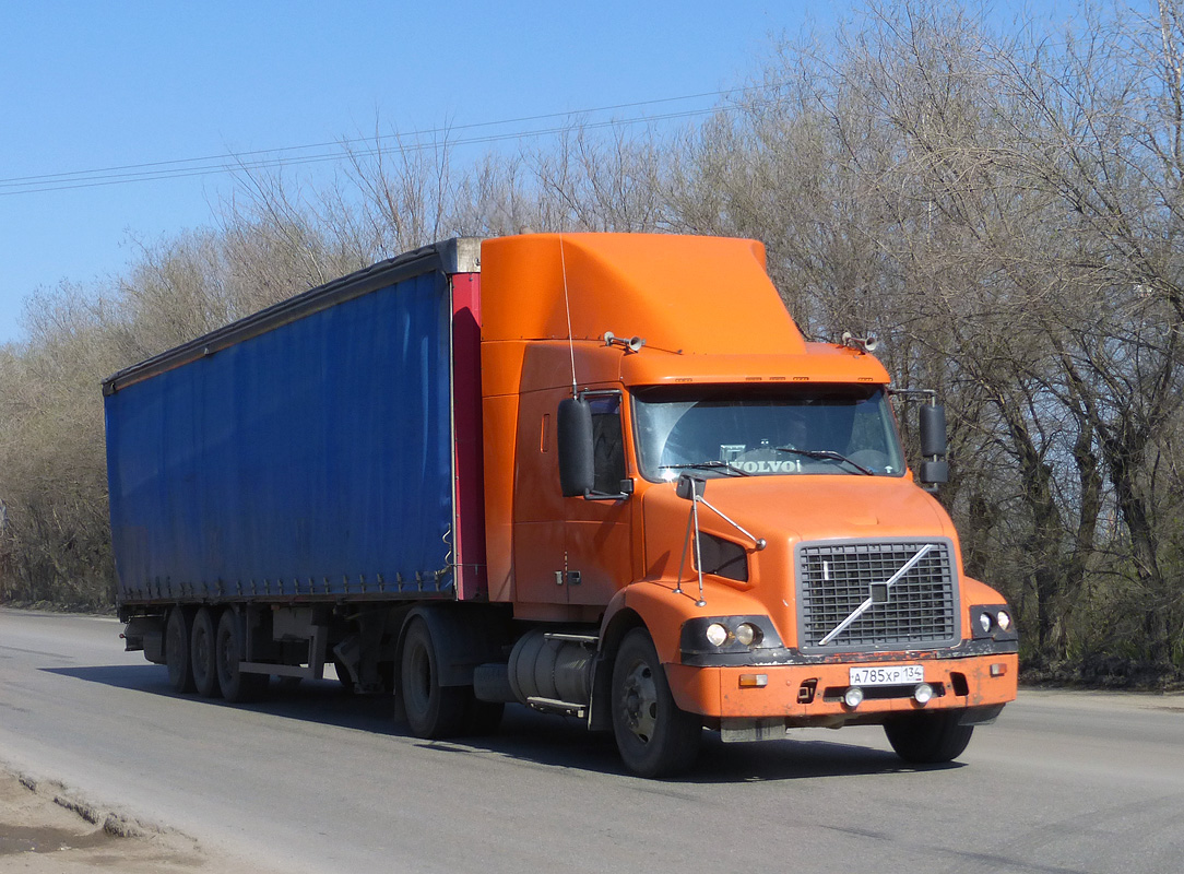 Волгоградская область, № А 785 ХР 134 — Volvo VNM430