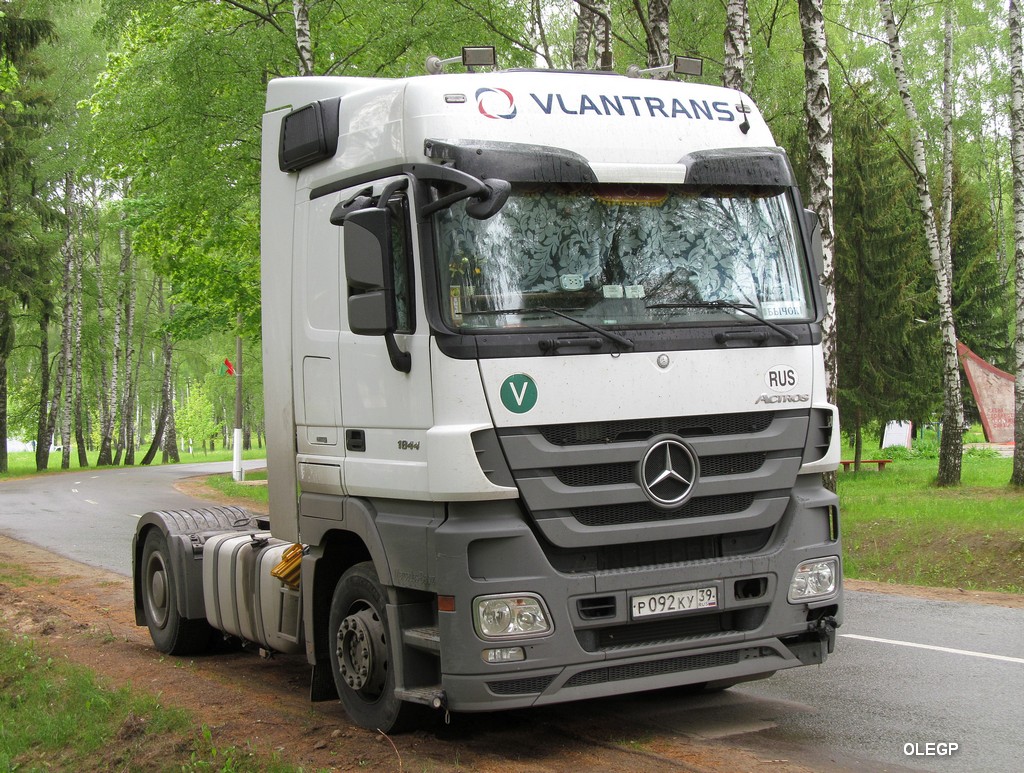 Калининградская область, № Р 092 КУ 39 — Mercedes-Benz Actros ('2009) 1844