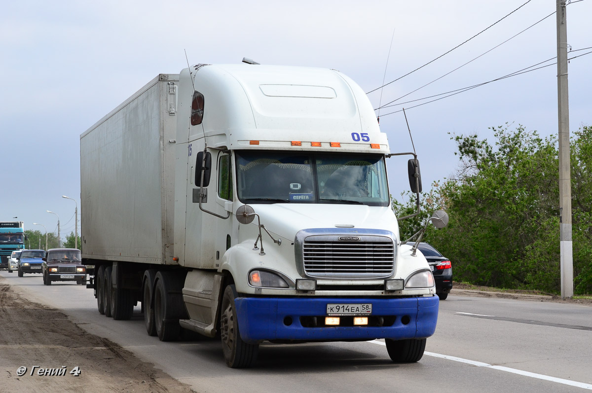 Пензенская область, № К 914 ЕА 58 — Freightliner Columbia