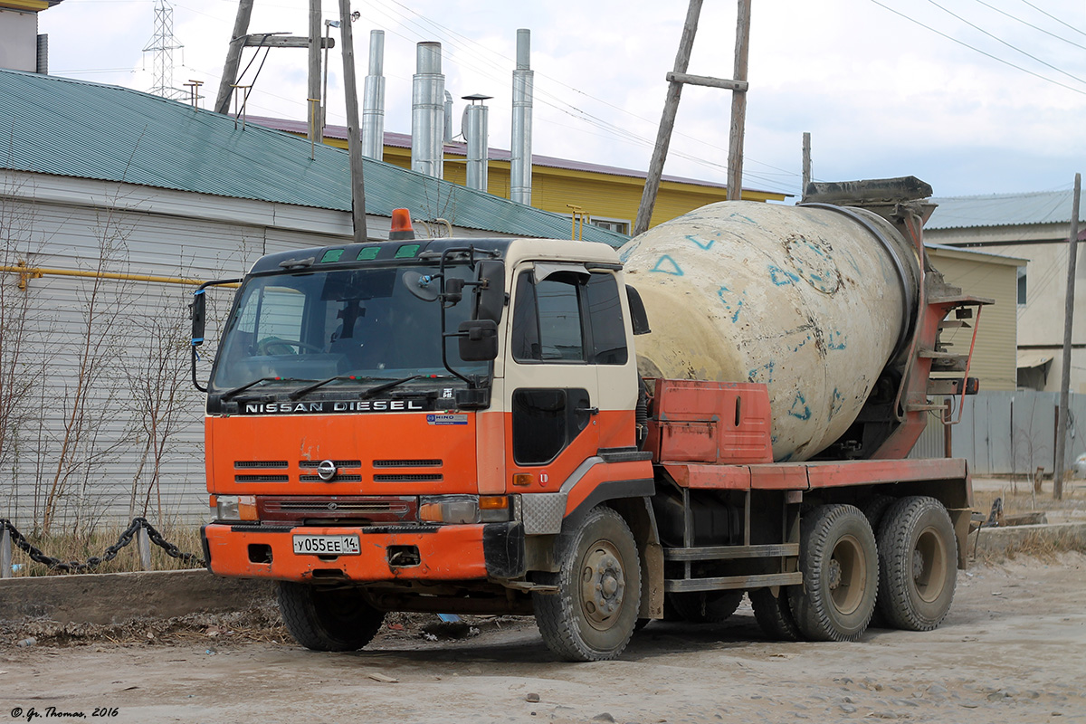 Саха (Якутия), № У 055 ЕЕ 14 — Nissan Diesel Big Thumb