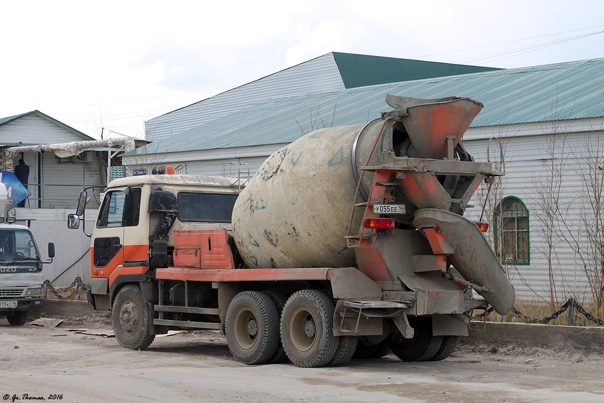 Саха (Якутия), № У 055 ЕЕ 14 — Nissan Diesel Big Thumb