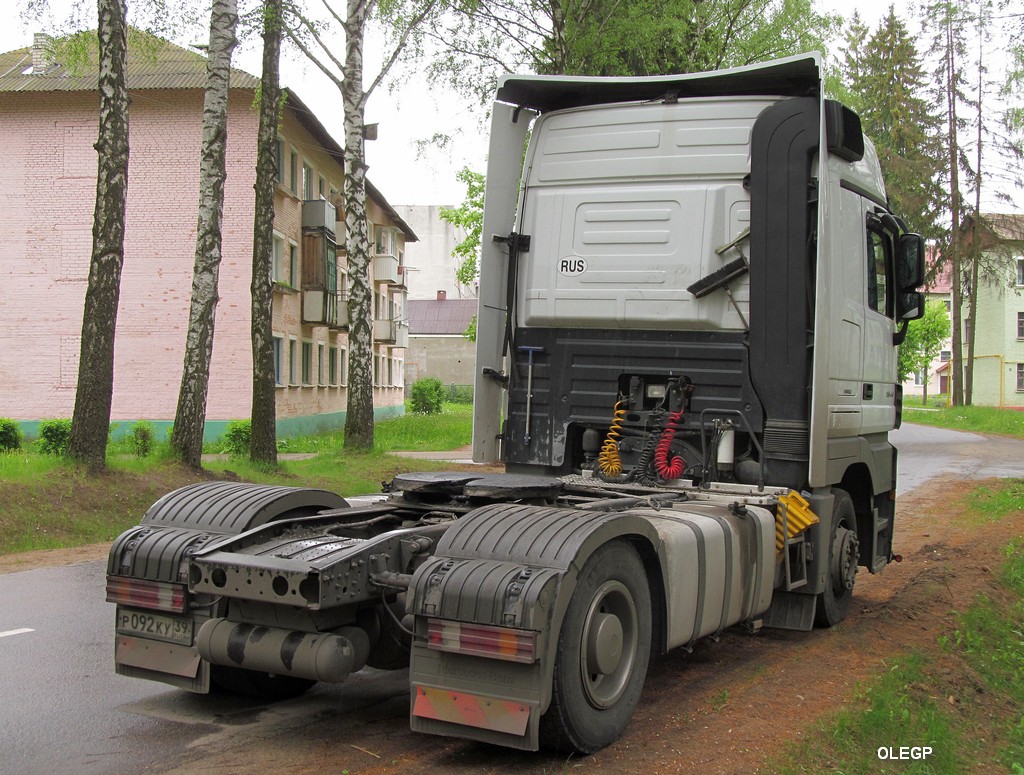 Калининградская область, № Р 092 КУ 39 — Mercedes-Benz Actros ('2009) 1844