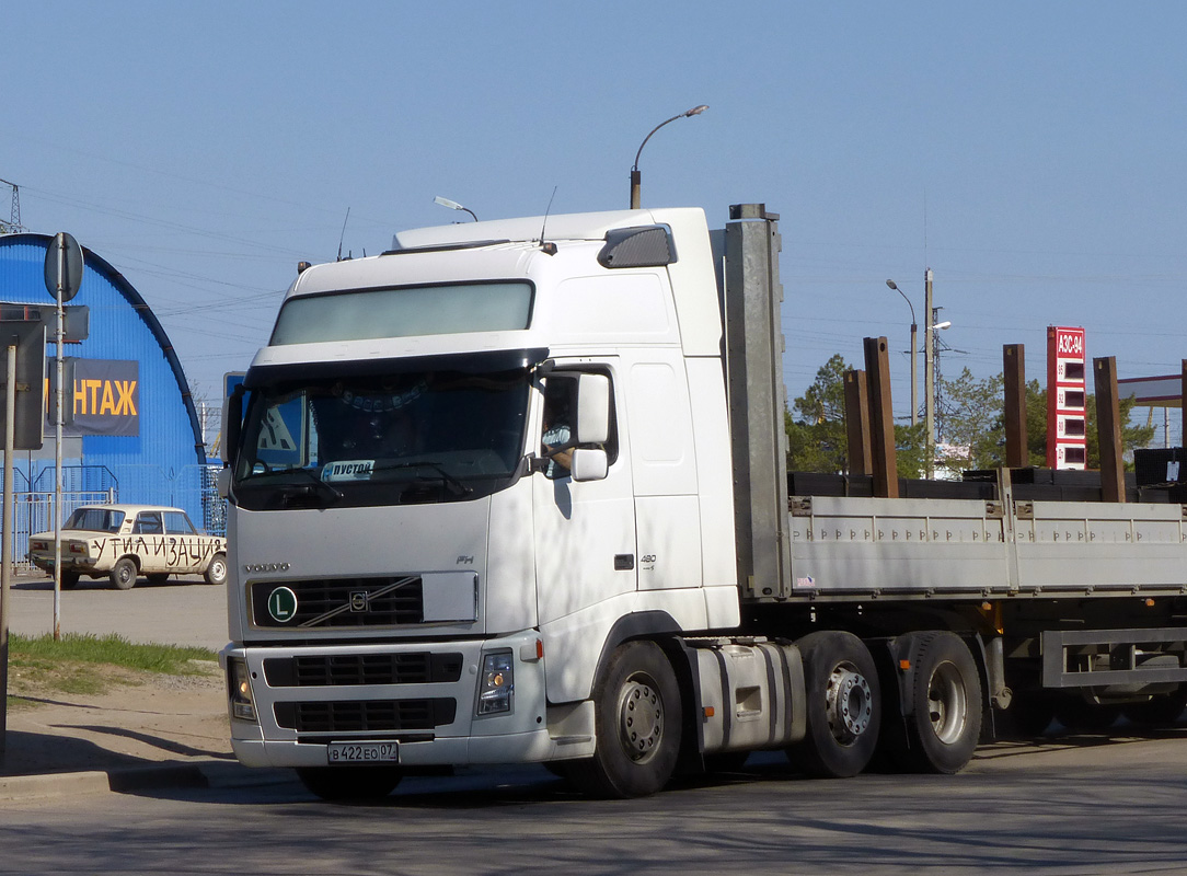 Кабардино-Балкария, № В 422 ЕО 07 — Volvo ('2002) FH12.480