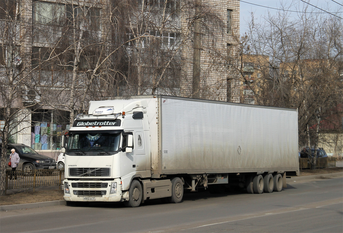 Хабаровский край, № М 802 ХК 27 — Volvo ('2002) FH-Series