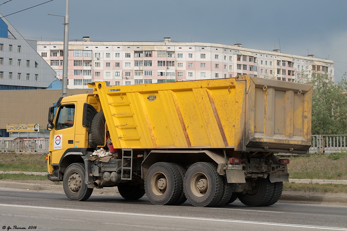 Чувашия, № А 891 УВ 21 — Volvo ('2002) FM12.440