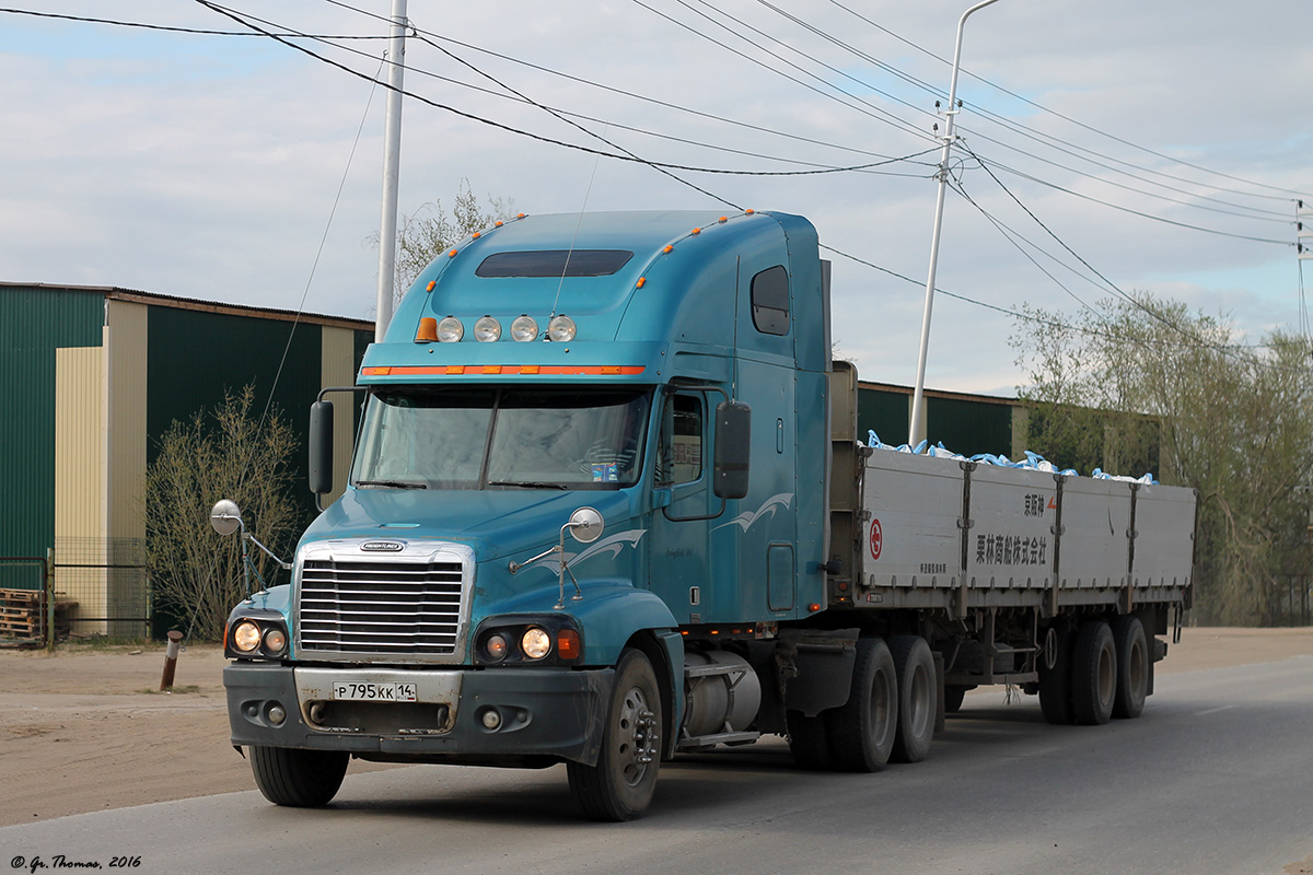 Саха (Якутия), № Р 795 КК 14 — Freightliner Century Class