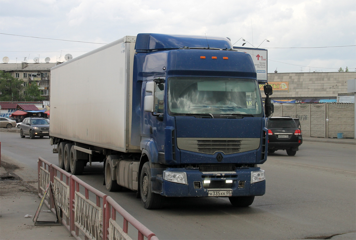 Дагестан, № Н 335 КК 05 — Renault Premium ('2006)