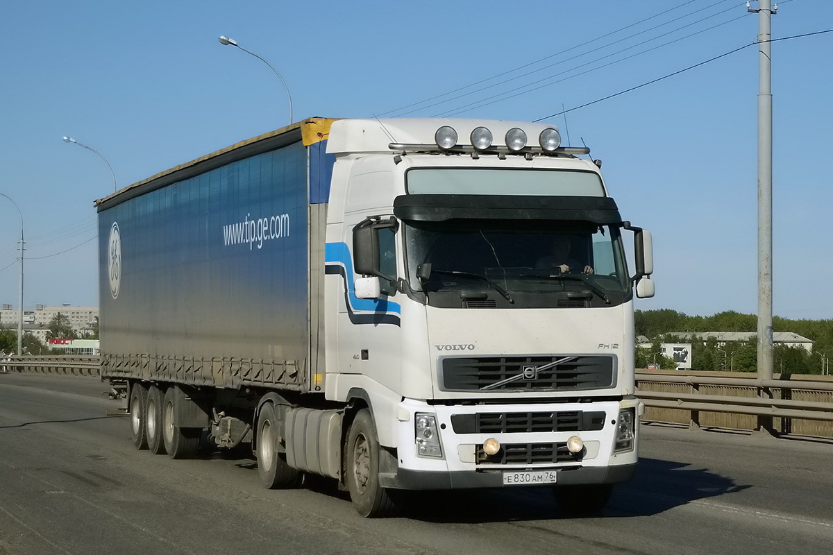 Ярославская область, № Е 830 АМ 76 — Volvo ('2002) FH12.420