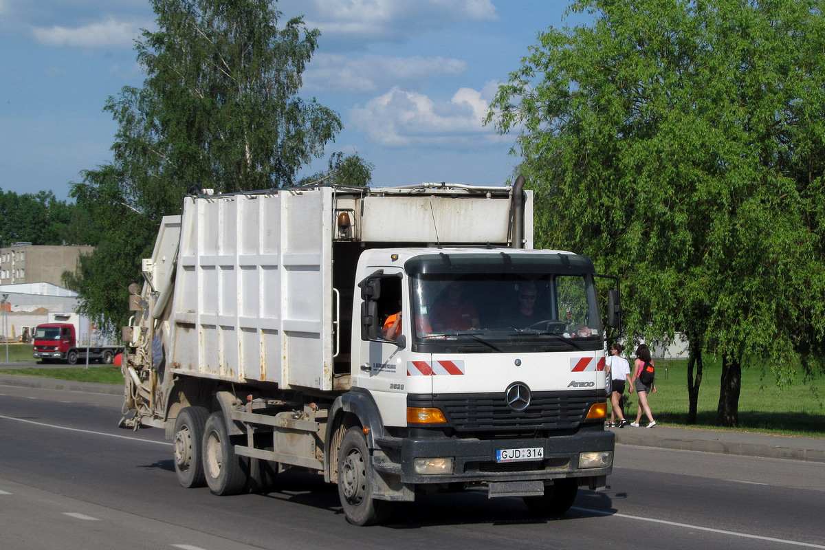 Литва, № 42 — Mercedes-Benz Atego 2528