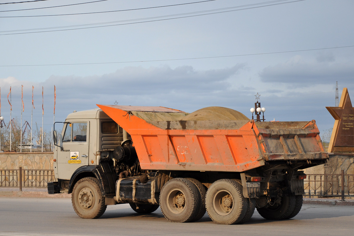 Саха (Якутия), № Р 652 ВУ 14 — КамАЗ-55111-02 [55111C]