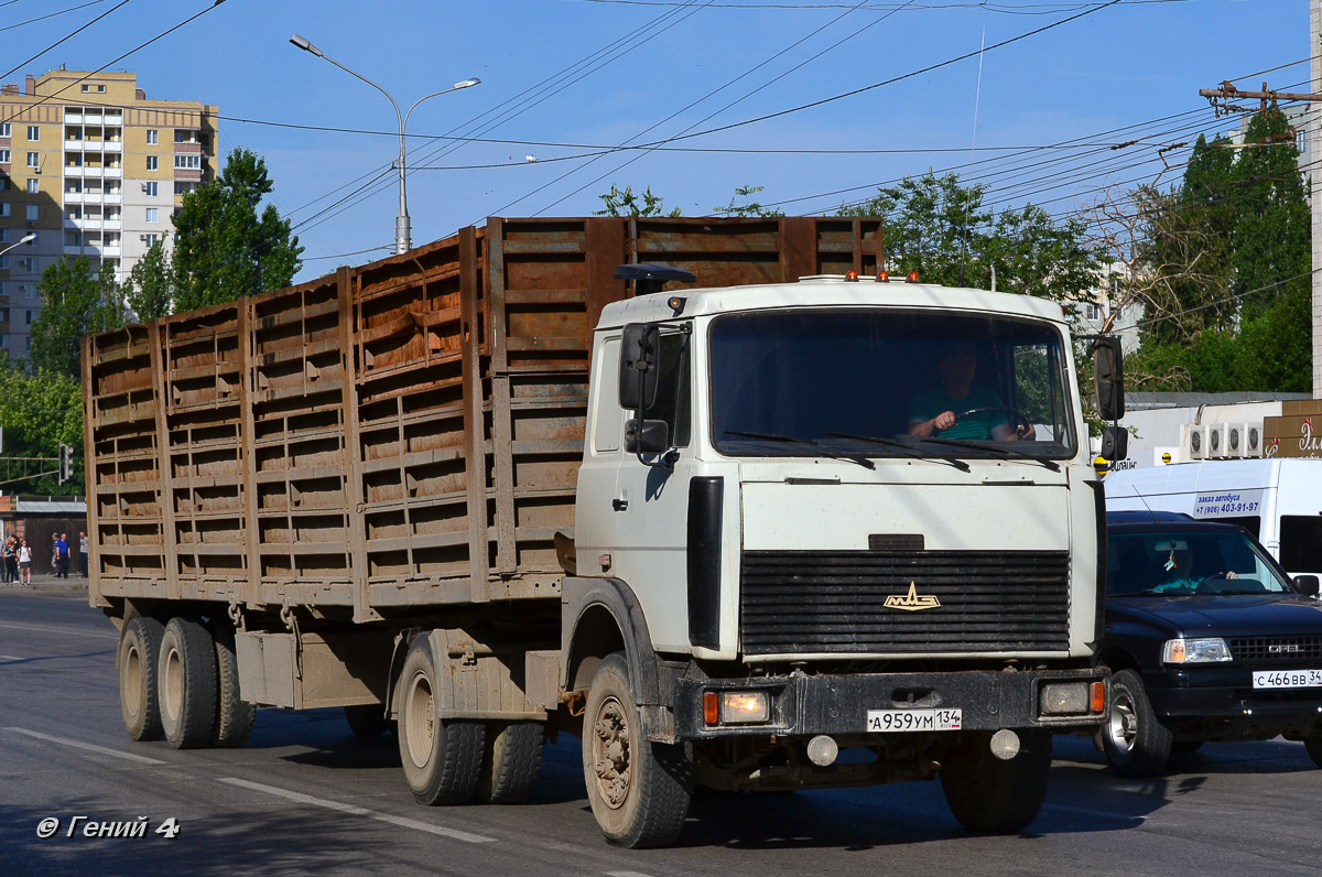 Волгоградская область, № А 959 УМ 134 — МАЗ-54329