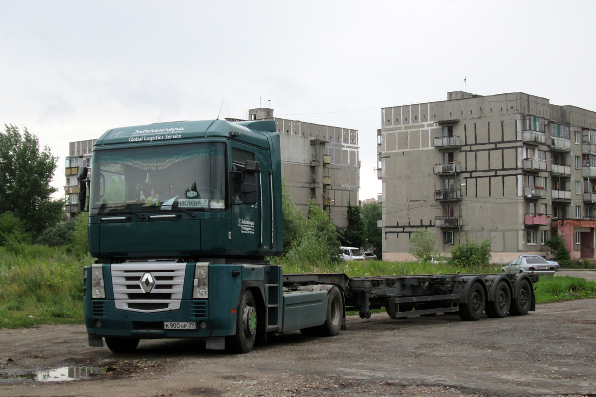 Калининградская область, № К 900 НР 39 — Renault Magnum ('2005)