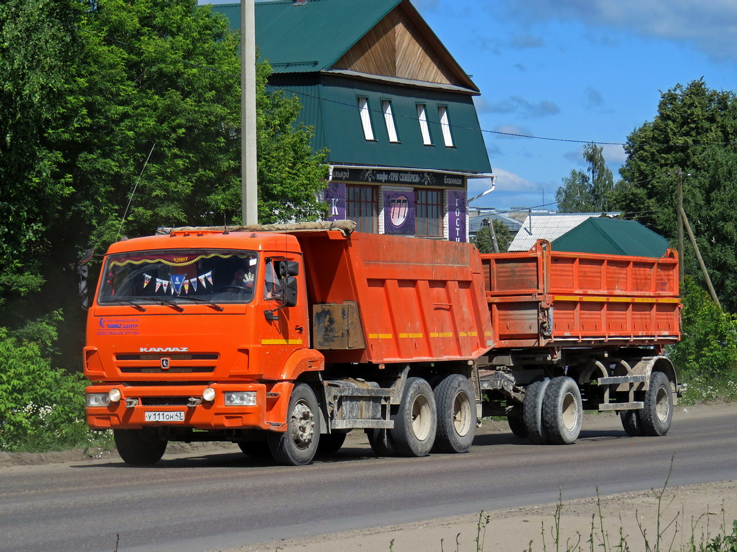 Кировская область, № У 111 ОН 43 — КамАЗ-65115-N3