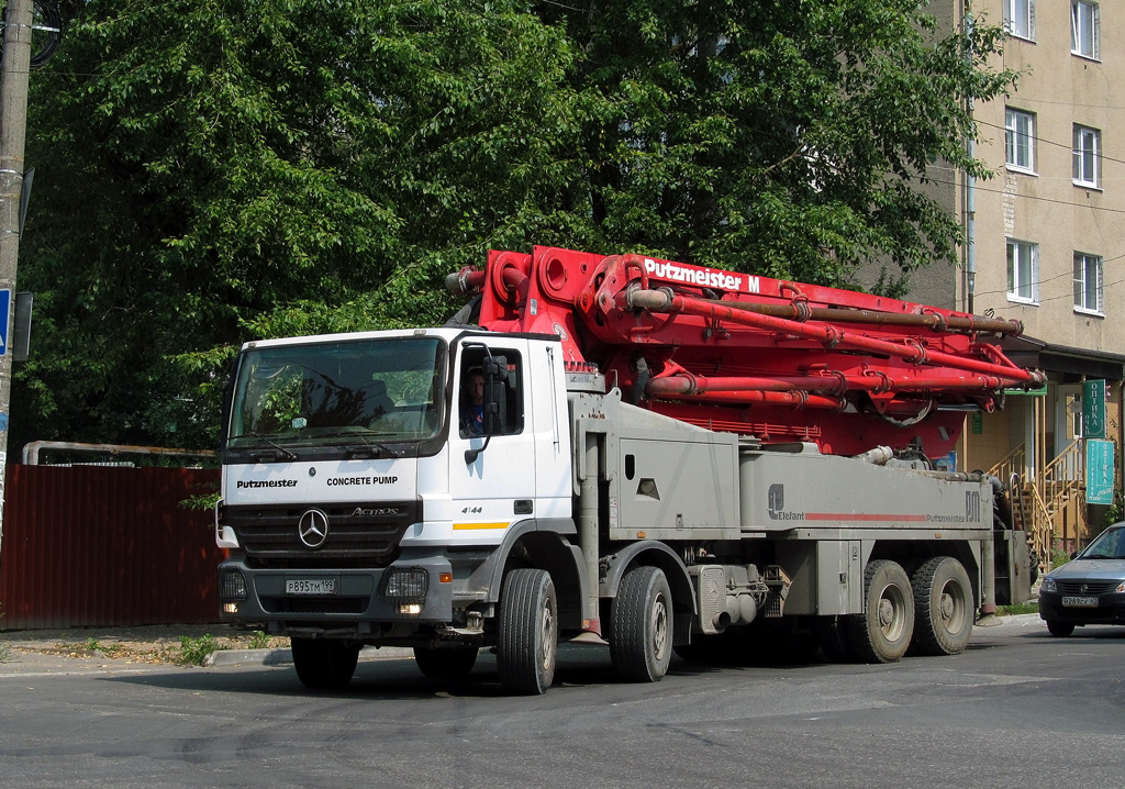 Калужская область, № Р 895 ТМ 199 — Mercedes-Benz Actros ('2003) 4144