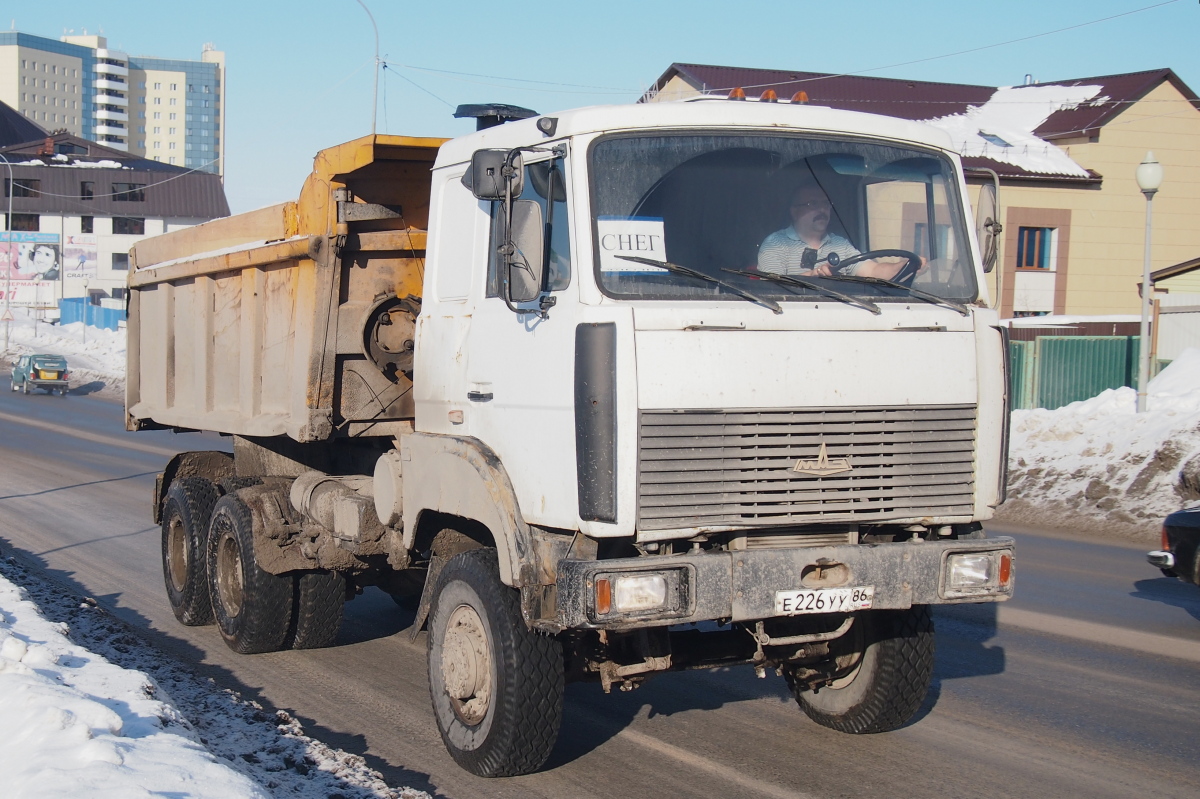 Ханты-Мансийский автоном.округ, № Е 226 УУ 86 — МАЗ-651705