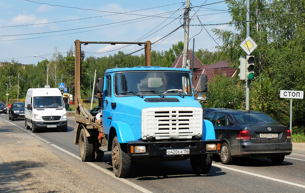 Московская область, № О 420 ЕА 150 — ЗИЛ-494560