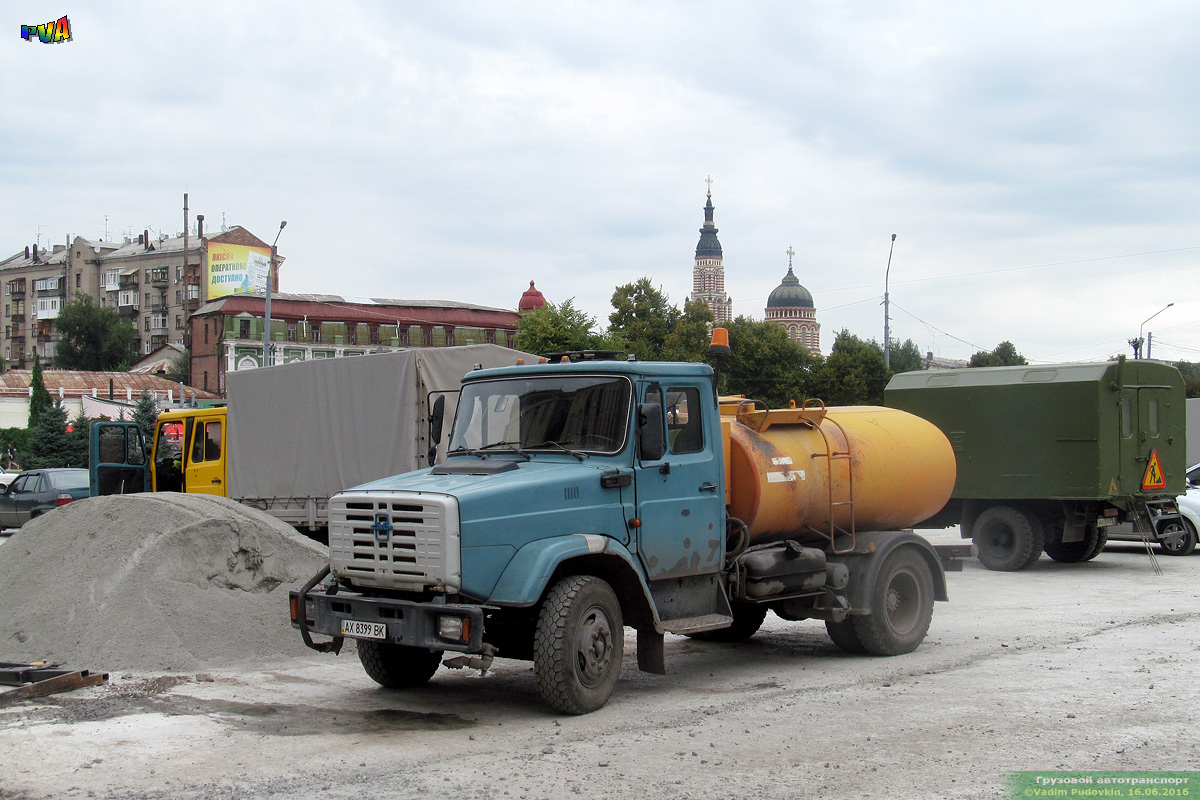 Харьковская область, № АХ 8399 ВК — ЗИЛ-432932