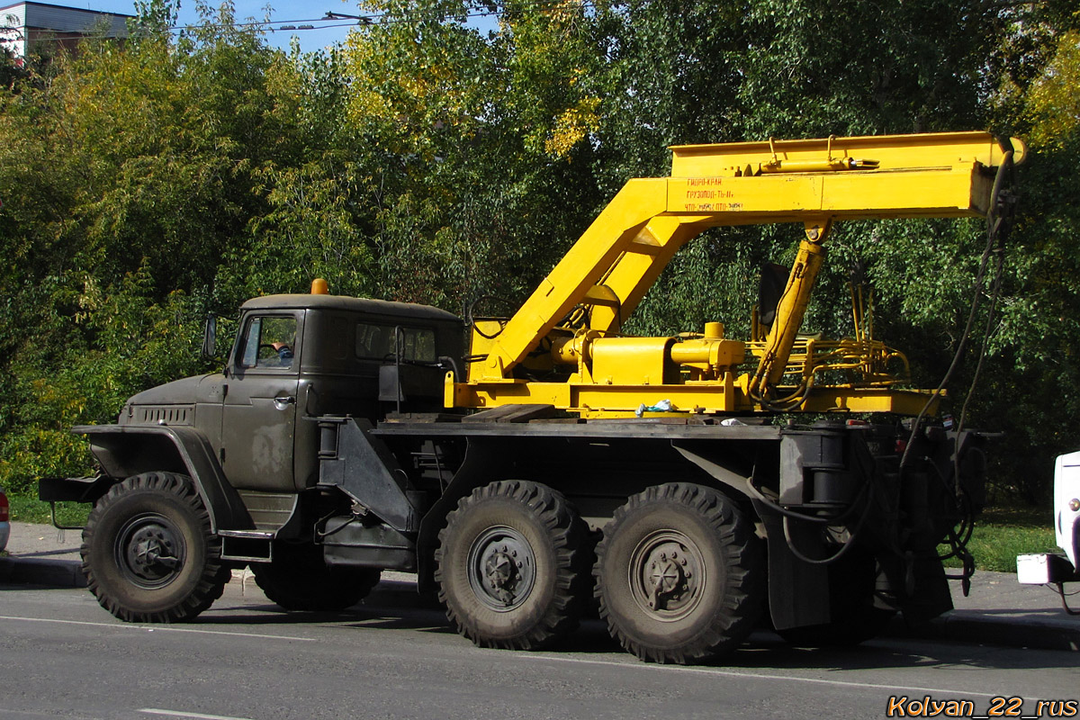 Алтайский край, № У 475 АХ 22 — Урал-375 (общая модель)