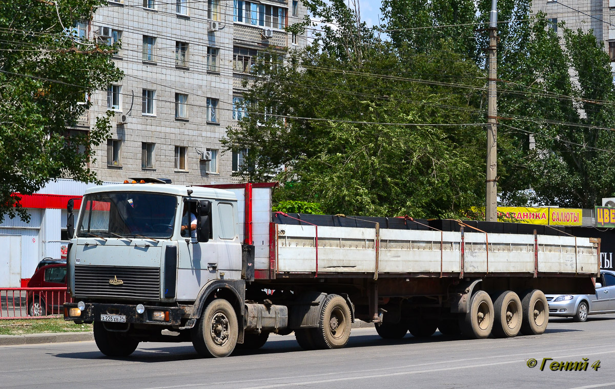 Волгоградская область, № А 226 ХВ 34 — МАЗ-54329