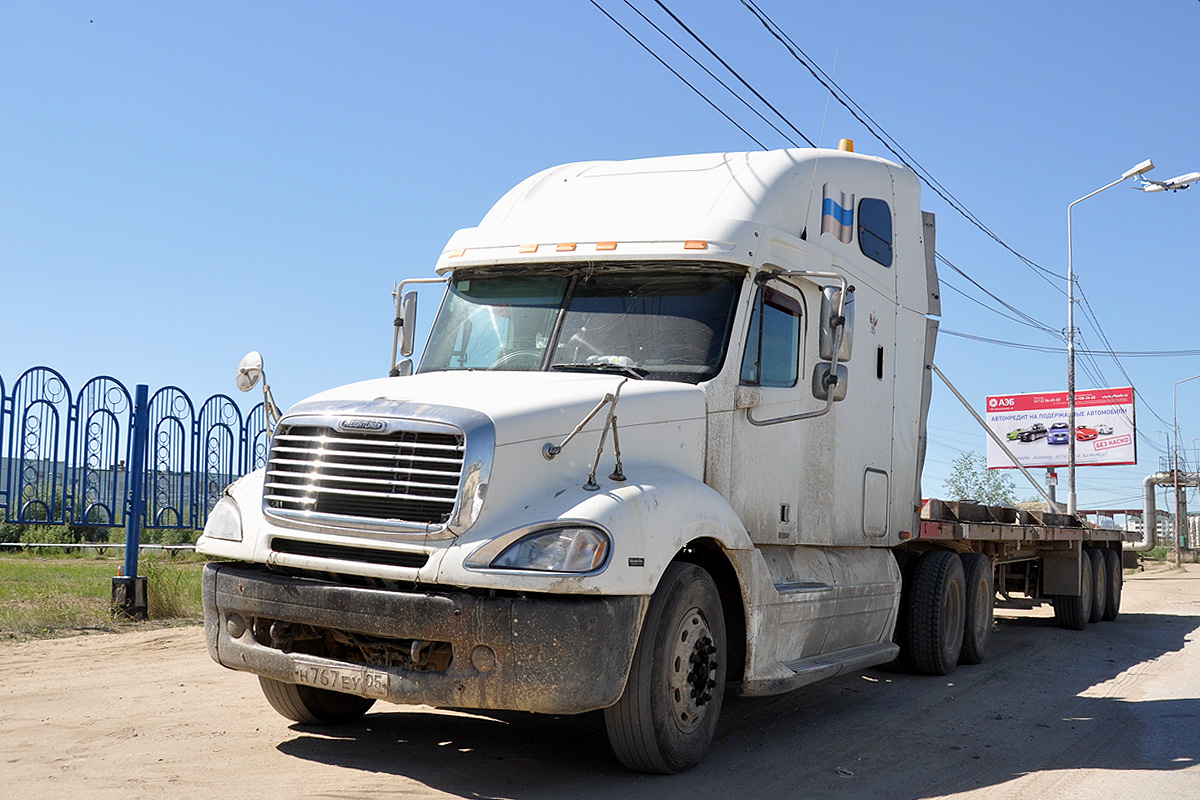 Дагестан, № Н 767 ЕУ 05 — Freightliner Columbia