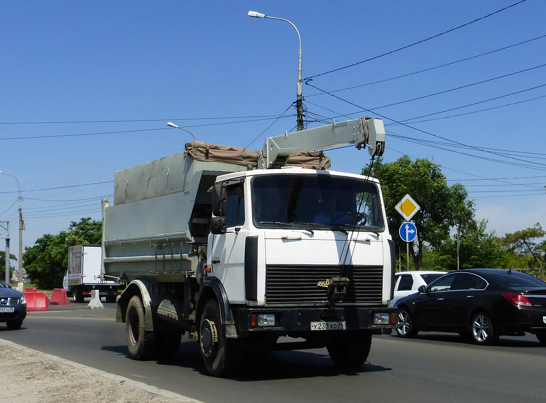 Волгоградская область, № У 231 ХО 34 — МАЗ-555102