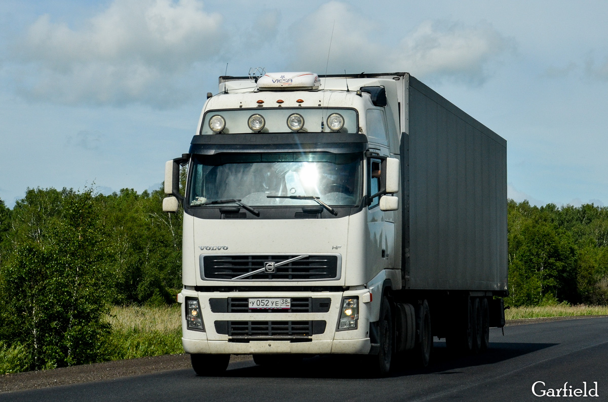 Иркутская область, № У 052 УЕ 38 — Volvo ('2002) FH12.440