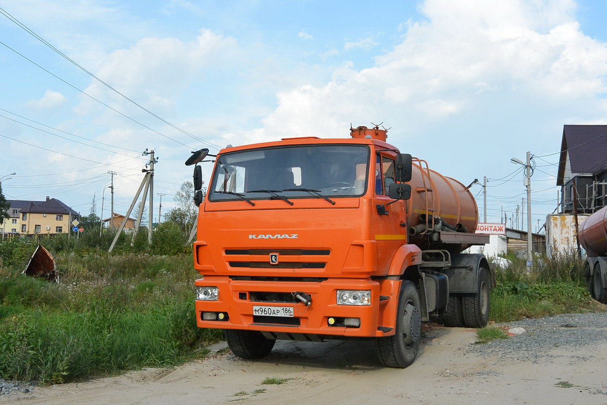 Ханты-Мансийский автоном.округ, № М 960 АР 186 — КамАЗ-53605-L4