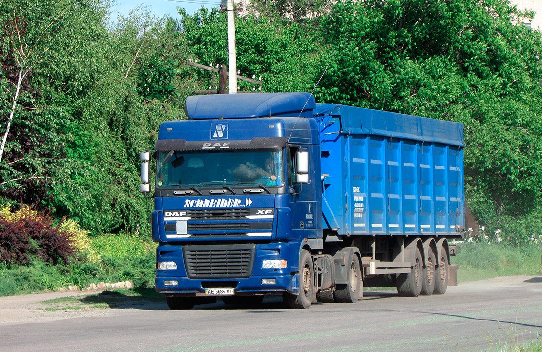 Днепропетровская область, № АЕ 5684 АІ — DAF XF95 FT