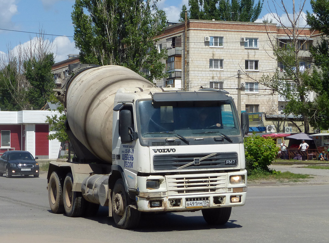 Волгоградская область, № А 491 РМ 134 — Volvo ('1998) FM7