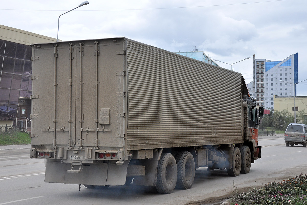 Саха (Якутия), № Т 614 КК 14 — Hino FN