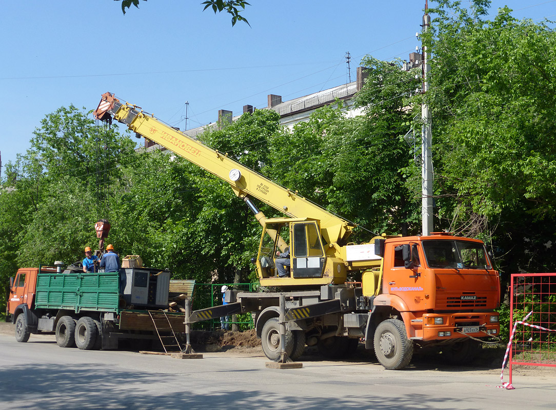 Волгоградская область, № В 361 ВР 34 — КамАЗ-5320; Волгоградская область, № А 923 ХХ 34 — КамАЗ-53605-15 [53605R]