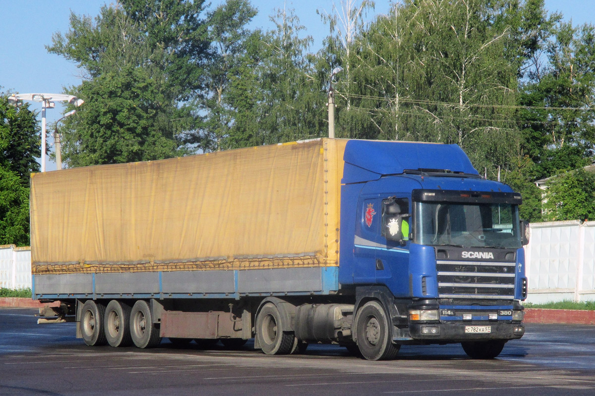 Орловская область, № С 782 КА 57 — Scania ('1996) R114L