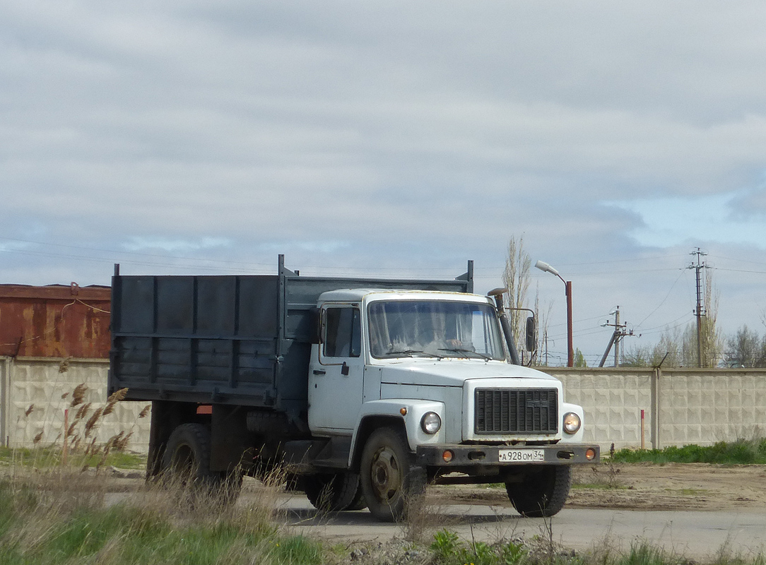 Волгоградская область, № А 928 ОМ 34 — ГАЗ-3309