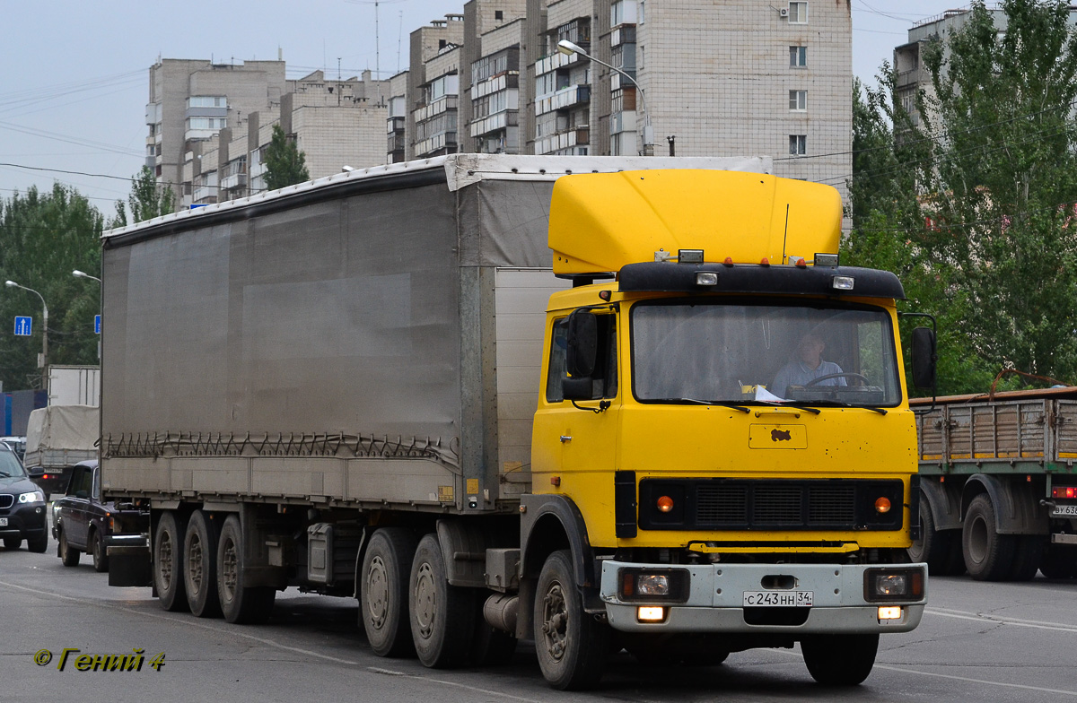 Волгоградская область, № С 243 НН 34 — МАЗ-64229