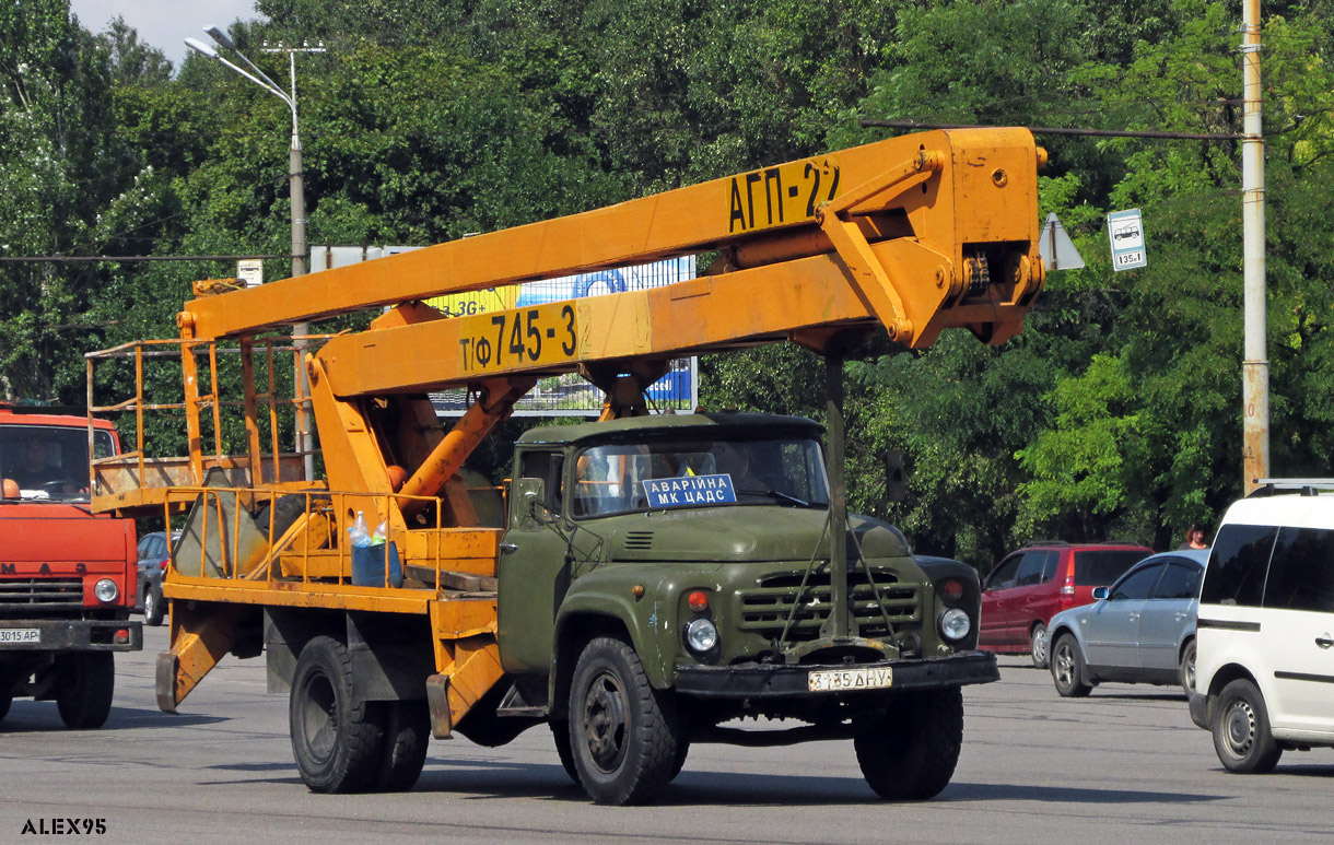 Днепропетровская область, № 3135 ДНУ — ЗИЛ-431412