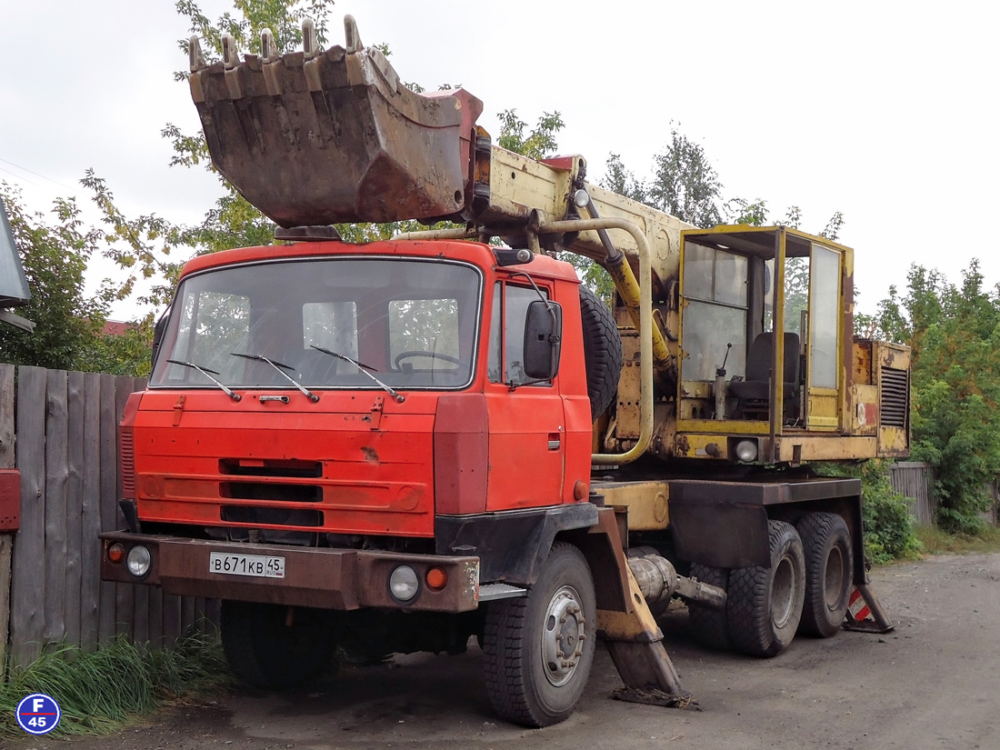 Курганская область, № В 671 КВ 45 — Tatra 815 P17