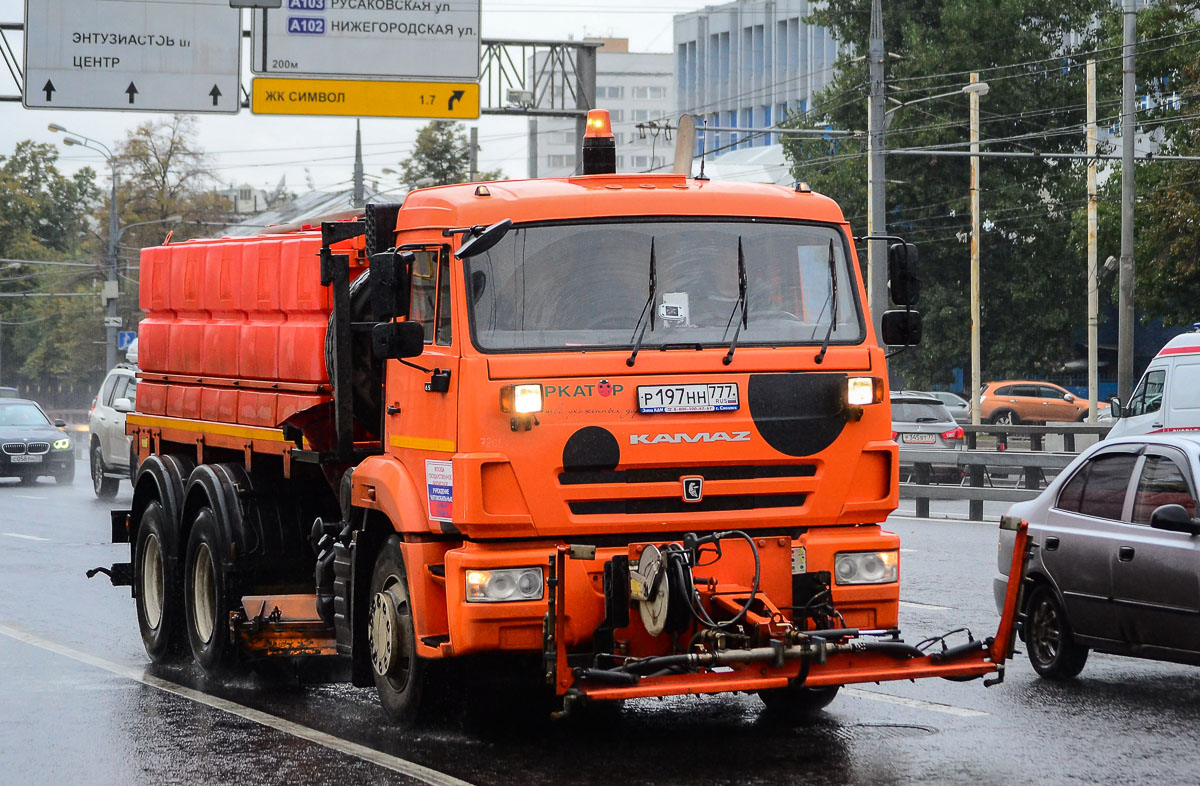 Москва, № Р 197 НН 777 — КамАЗ-65115 (общая модель)