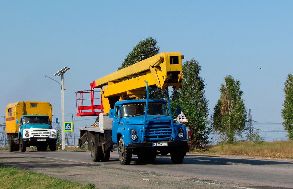 Днепропетровская область, № АЕ 1345 НТ — ЗИЛ-431410