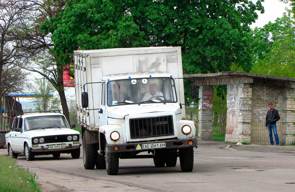 Днепропетровская область, № АЕ 2561 АН — ГАЗ-3307