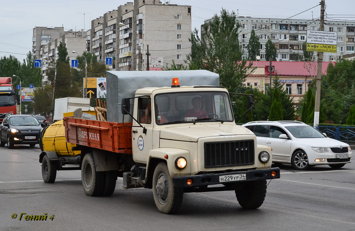 Волгоградская область, № Н 229 УР 34 — ГАЗ-3307