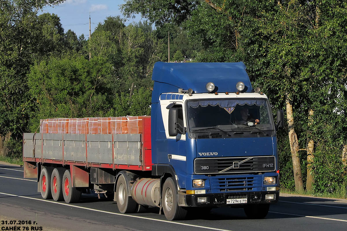 Костромская область, № М 729 КЕ 44 — Volvo ('1993) FH12.380