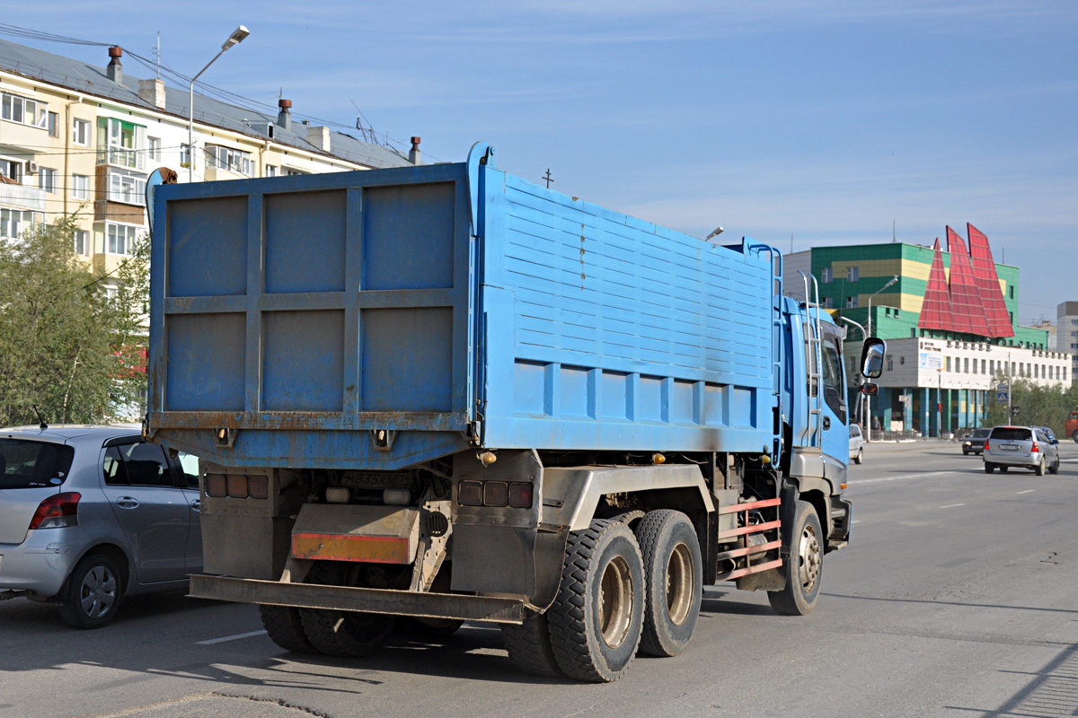 Саха (Якутия), № М 835 КМ 14 — Isuzu Giga (общая модель)