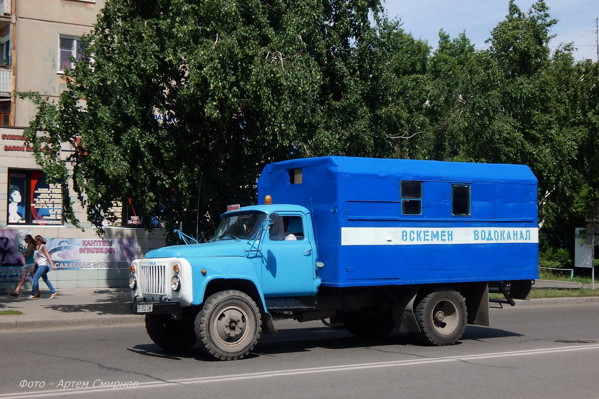 Восточно-Казахстанская область, № F 592 DW — ГАЗ-53-12