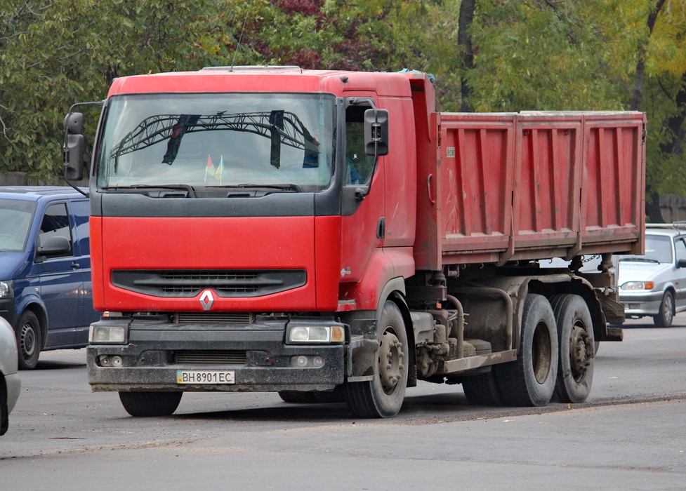 Одесская область, № ВН 8901 ЕС — Renault Premium ('1996)