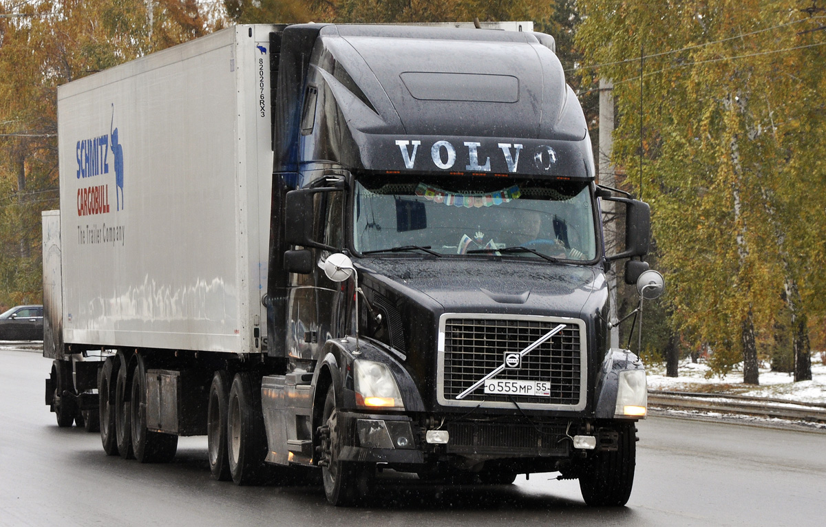 Омская область, № О 555 МР 55 — Volvo VNL670